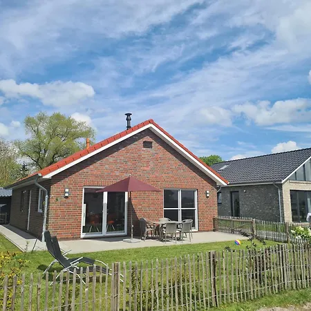 Semesterbostad Haus Moorrose